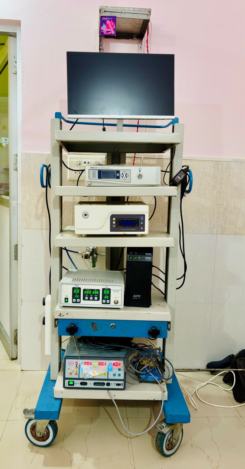 High-Definition Laparoscopy Tower